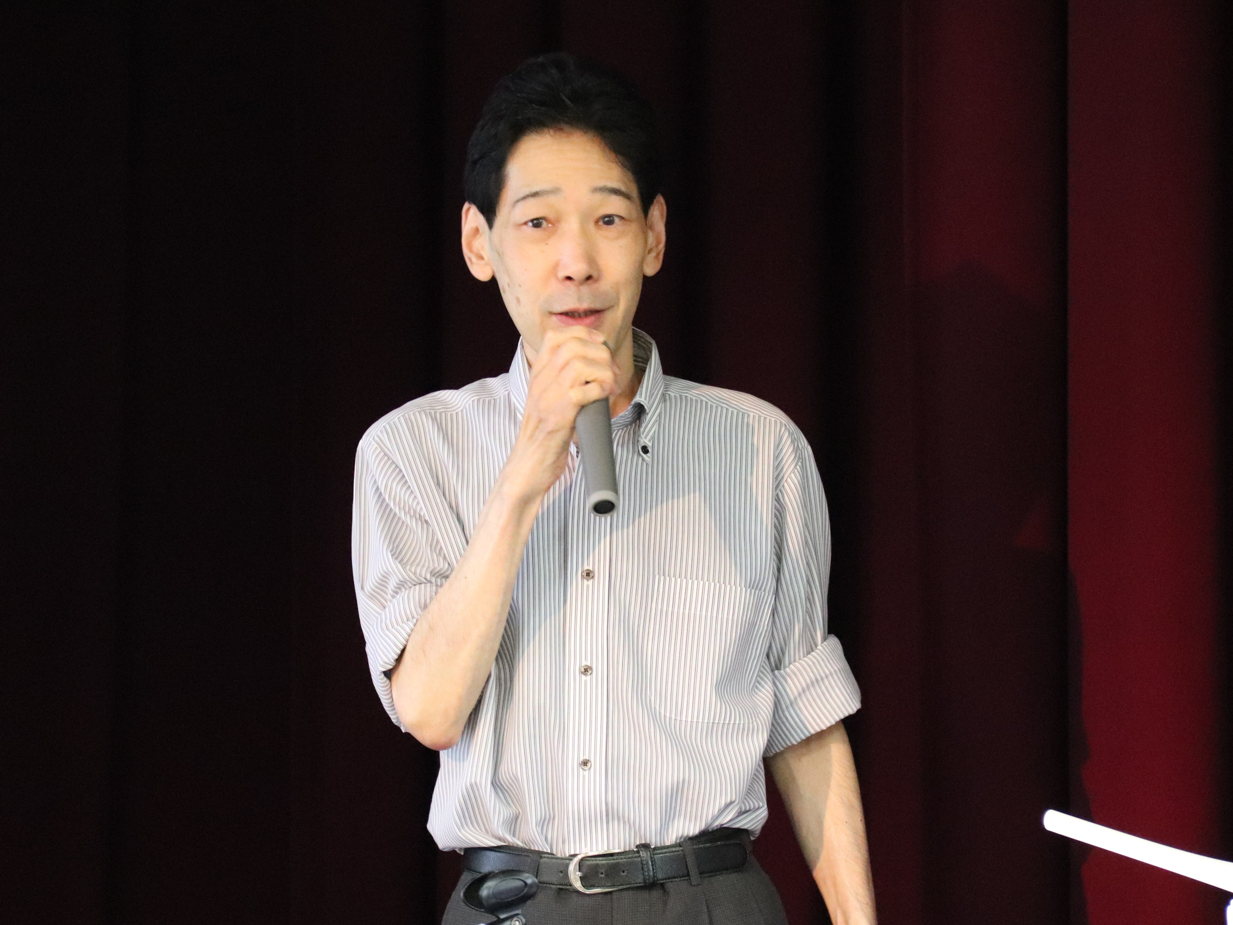 立入検査：田中課長補佐